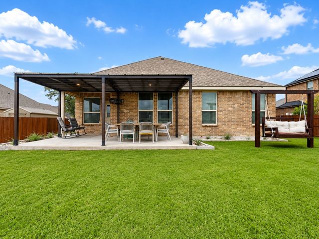 1624 Omaha Drive, Granbury, TX 76049