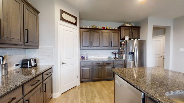 1624 Omaha Drive, Granbury, TX 76049
