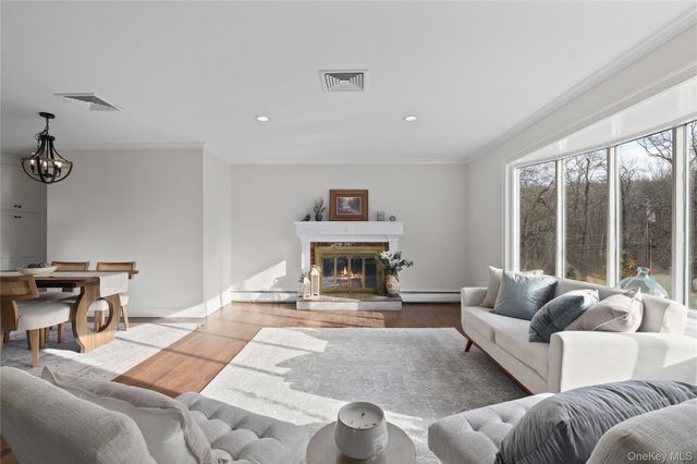 9 Seven Oaks Lane, Brewster, NY 10509