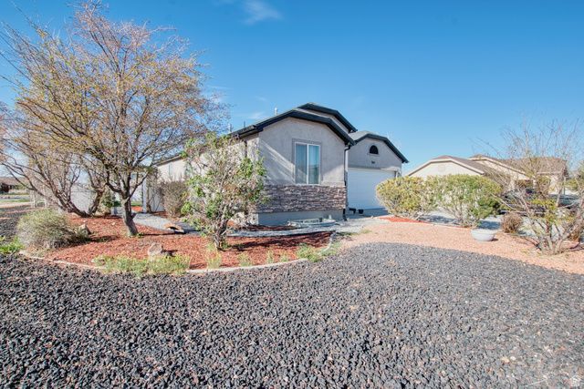 303 HEBER LN, Grantsville, UT 84029
