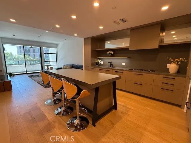 10777 Wilshire 310, Los Angeles, CA 90024