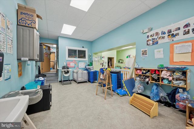 1333 S 49TH ST, Philadelphia, PA 19143