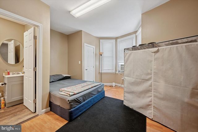 1333 S 49TH ST, Philadelphia, PA 19143