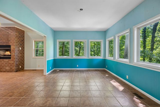 107 Timber Run Trl, Pegram, TN 37143