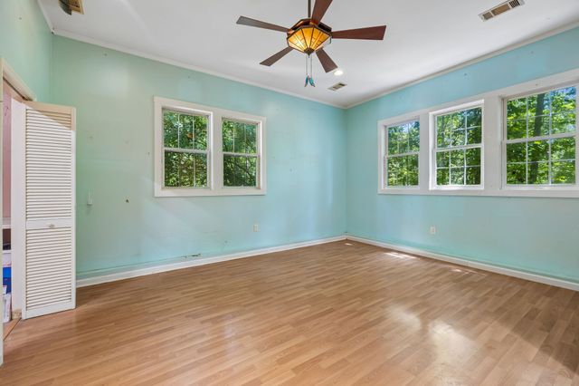 107 Timber Run Trl, Pegram, TN 37143