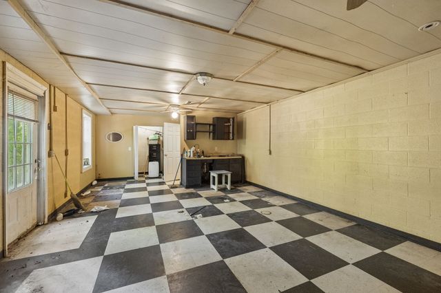 107 Timber Run Trl, Pegram, TN 37143