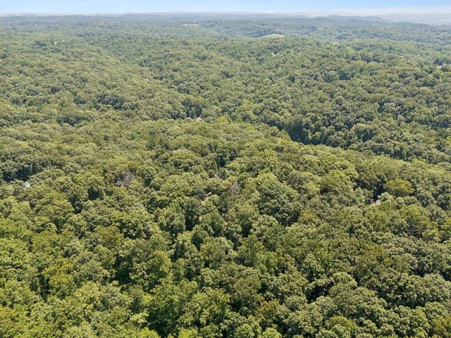 107 Timber Run Trl, Pegram, TN 37143
