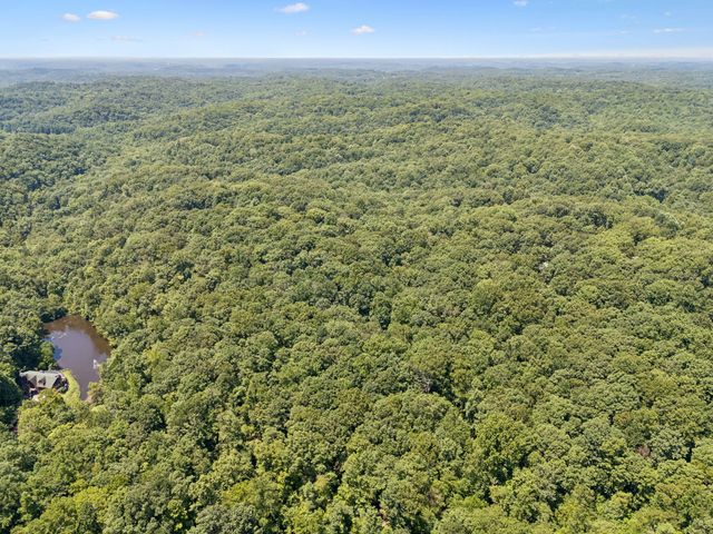 107 Timber Run Trl, Pegram, TN 37143