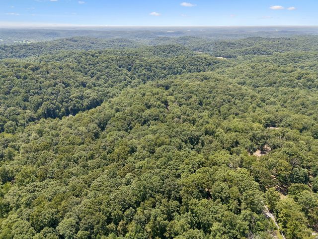 107 Timber Run Trl, Pegram, TN 37143