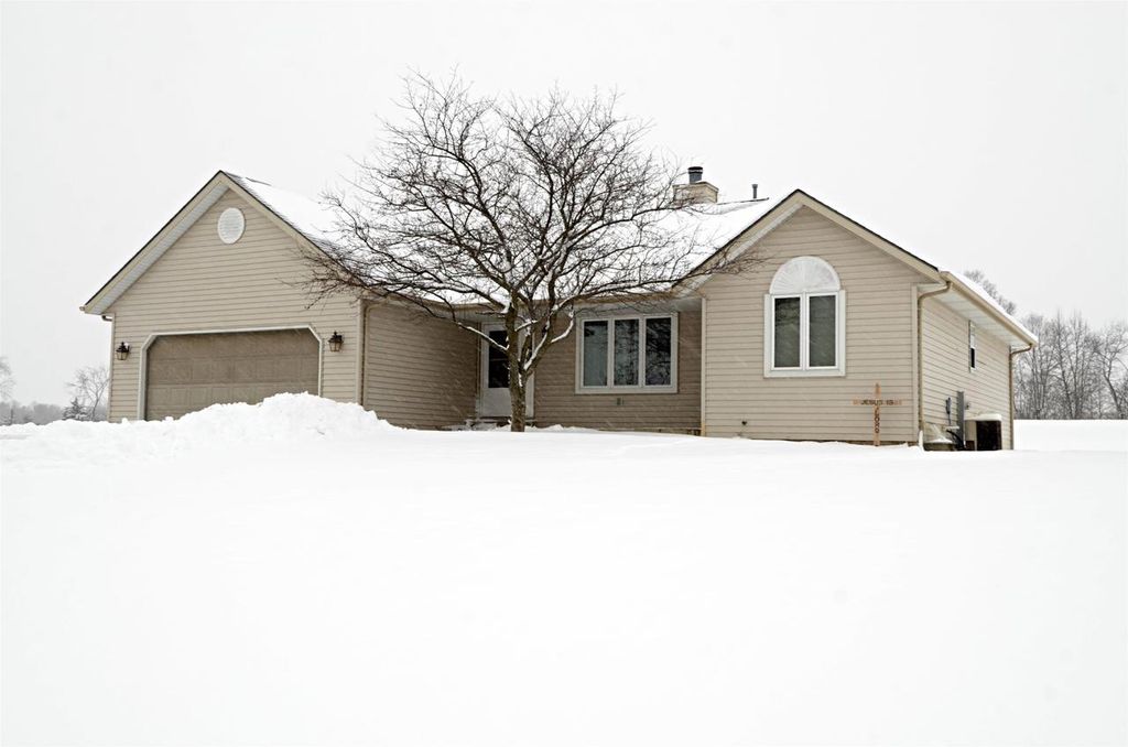 N3947 Cushman Road, Helenville, WI 53137