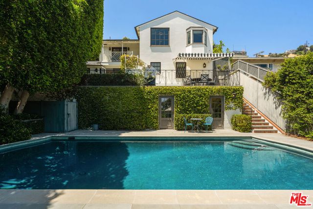 8836 Evanview Drive, West Hollywood, CA 90069