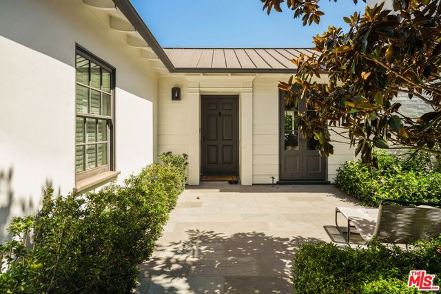 8836 Evanview Drive, West Hollywood, CA 90069