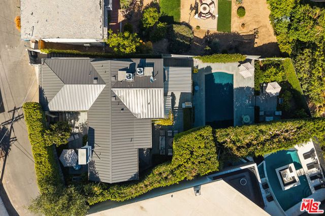 8836 Evanview Drive, West Hollywood, CA 90069
