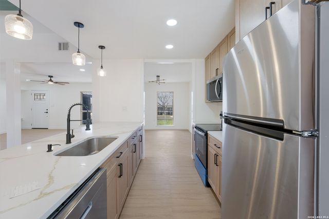 12411 Bret Springs, San Antonio, TX 78233