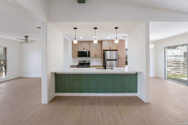 12411 Bret Springs, San Antonio, TX 78233