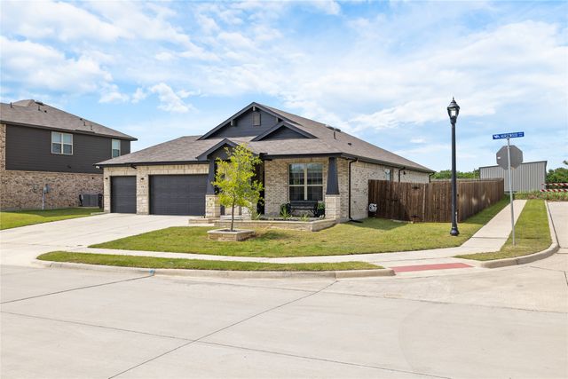 970 Hurstwood Drive, Van Alstyne, TX 75495