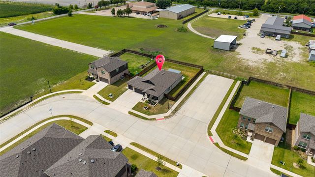970 Hurstwood Drive, Van Alstyne, TX 75495