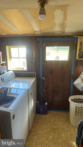 295 N NORTH MAIN STREET, Manahawkin, NJ 08050