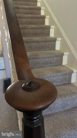 295 N NORTH MAIN STREET, Manahawkin, NJ 08050