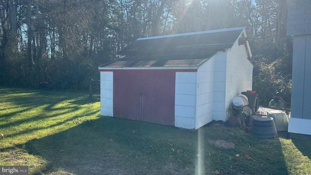 295 N NORTH MAIN STREET, Manahawkin, NJ 08050