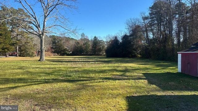 295 N NORTH MAIN STREET, Manahawkin, NJ 08050