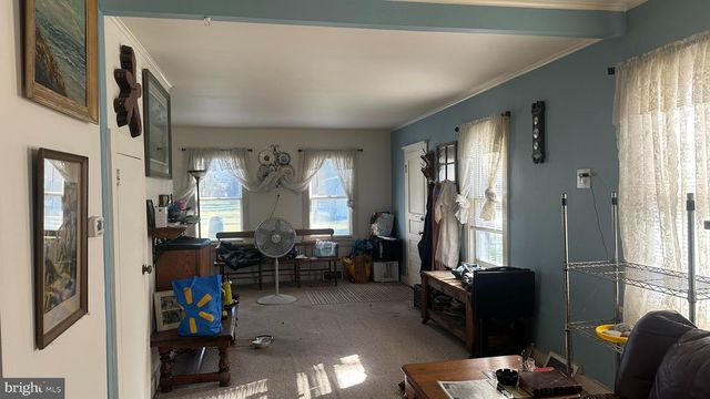 295 N NORTH MAIN STREET, Manahawkin, NJ 08050