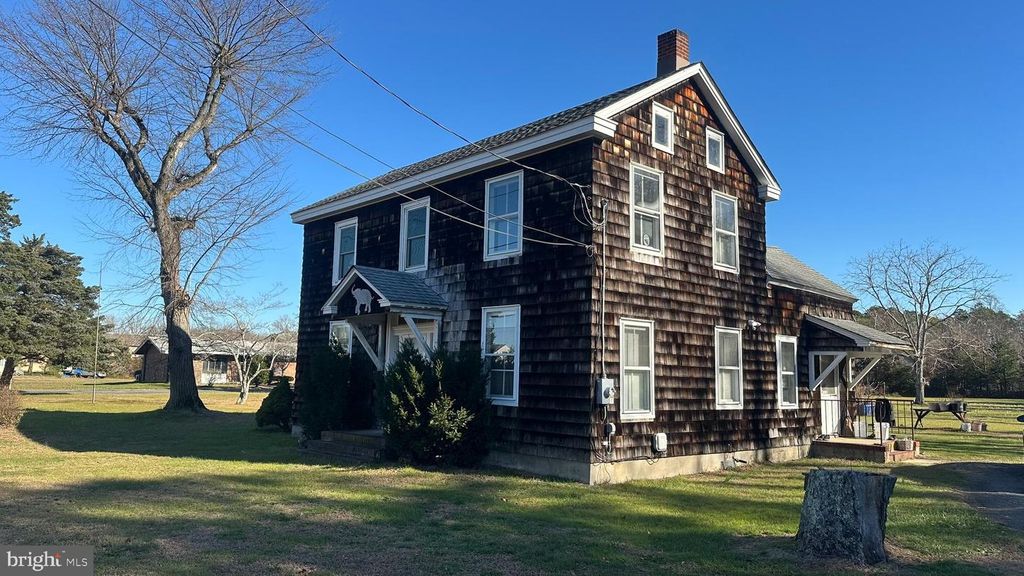 295 N NORTH MAIN STREET, Manahawkin, NJ 08050