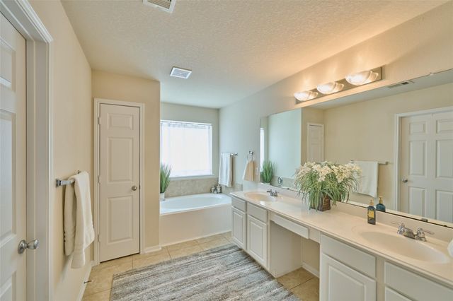 9940 Yearling Place, Conroe, TX 77385