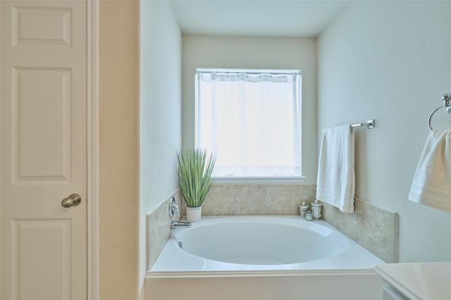 9940 Yearling Place, Conroe, TX 77385
