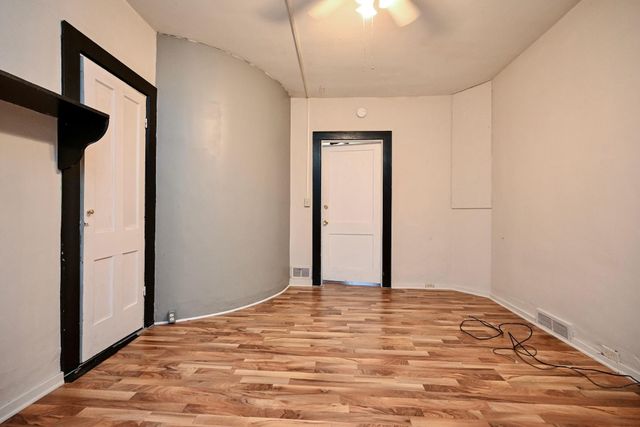 403 W Broadway Street, Winona, MN 55987