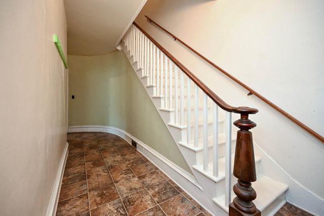 403 W Broadway Street, Winona, MN 55987