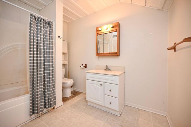 403 W Broadway Street, Winona, MN 55987