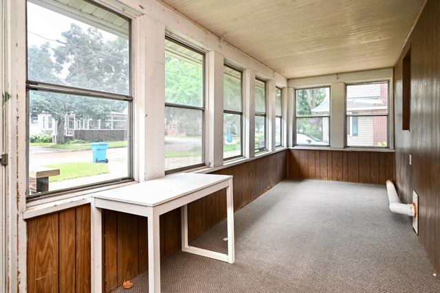 403 W Broadway Street, Winona, MN 55987