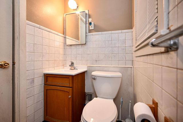 403 W Broadway Street, Winona, MN 55987