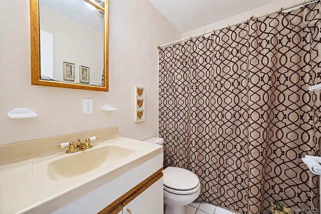 16 Wavecrest Drive, Mastic Beach, NY 11951