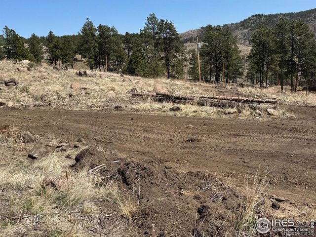 865 Redstone Drive, Bellvue, CO 80512