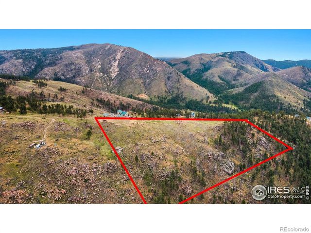 865 Redstone Drive, Bellvue, CO 80512