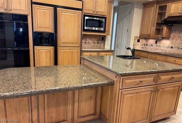 320 Onyx Crest Street, Las Vegas, NV 89145