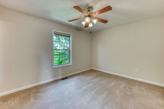 186 New Hope Road, Jonesborough, TN 37659