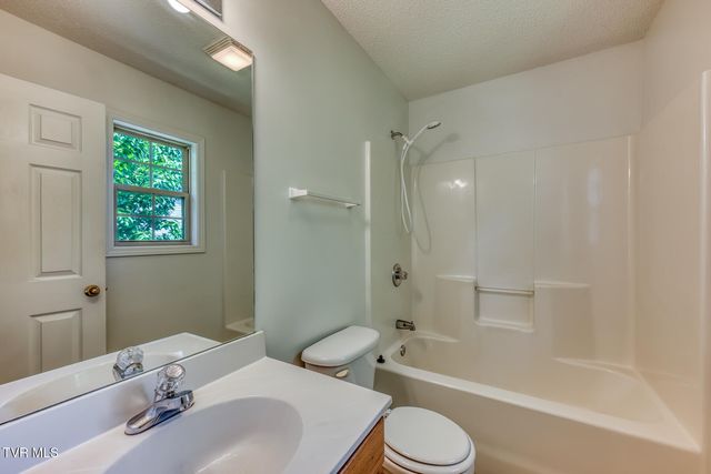 186 New Hope Road, Jonesborough, TN 37659