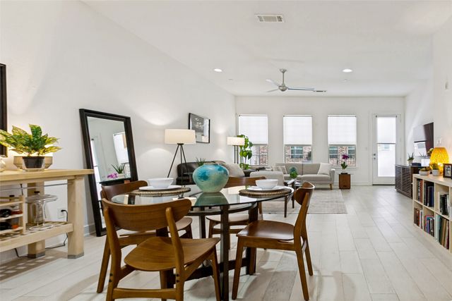 5015 Meridian Lane 1106, Addison, TX 75001