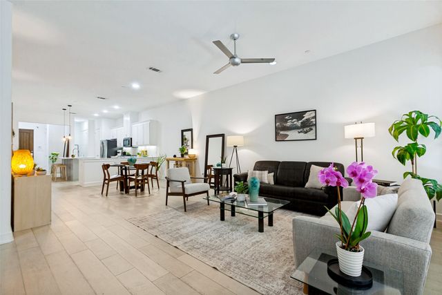 5015 Meridian Lane 1106, Addison, TX 75001