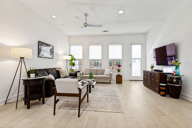 5015 Meridian Lane 1106, Addison, TX 75001