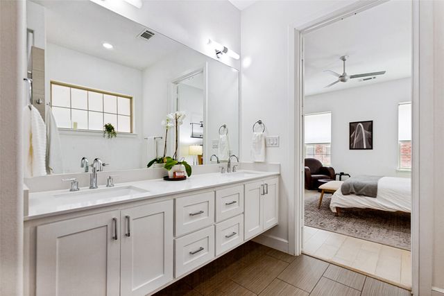 5015 Meridian Lane 1106, Addison, TX 75001