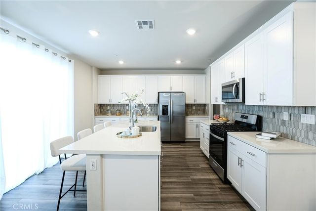 24296 INSIGNIA, Menifee, CA 92584