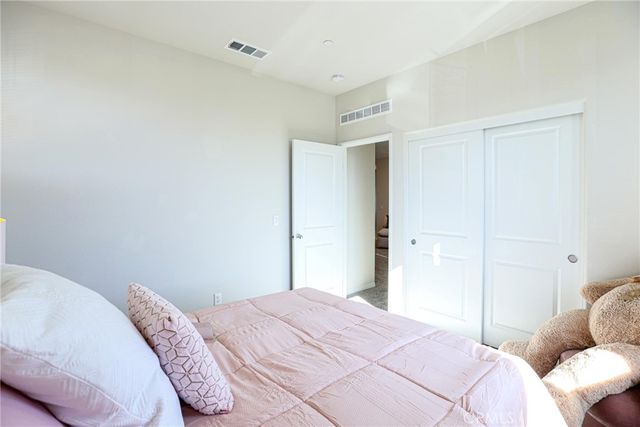 24296 INSIGNIA, Menifee, CA 92584