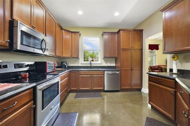 3375 PACKARD AVENUE, St Cloud, FL 34772