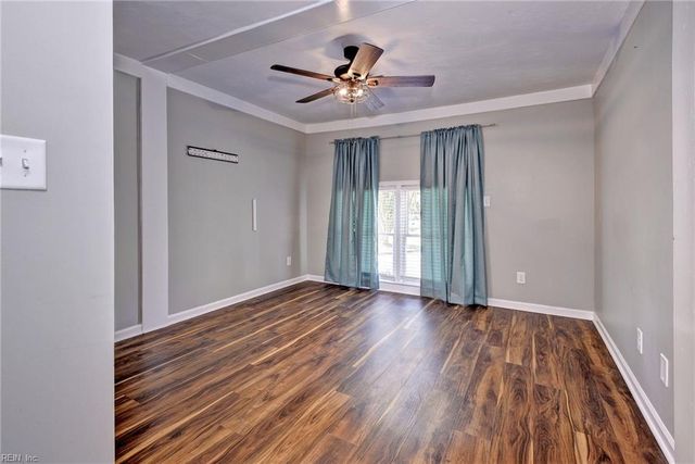 105 Glenn CV, Seaford, VA 23696