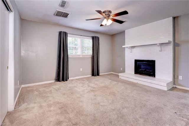 105 Glenn CV, Seaford, VA 23696
