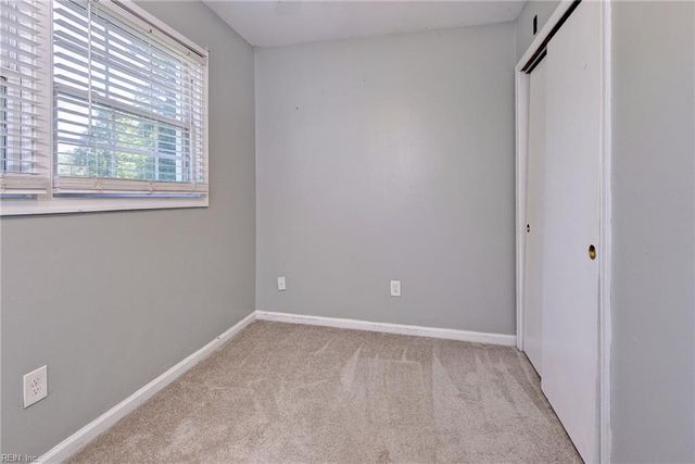 105 Glenn CV, Seaford, VA 23696